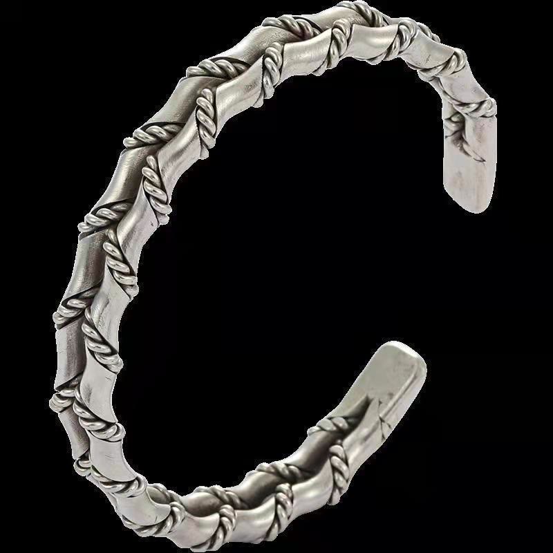 WorldNorse Doppelt gedrehtes offenes Bambusarmband
