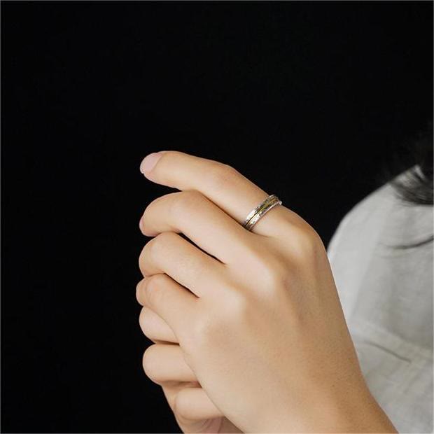 WorldNordischer Ring mit drei Lebenssteinen