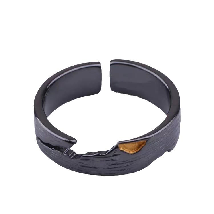 WeltNordischer Ring mit Spuren hinterlassen