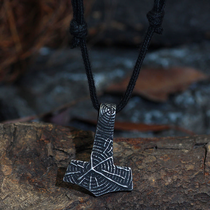 WorldNordische Halskette mit Mjölnir Hammer aus Baumwollseil