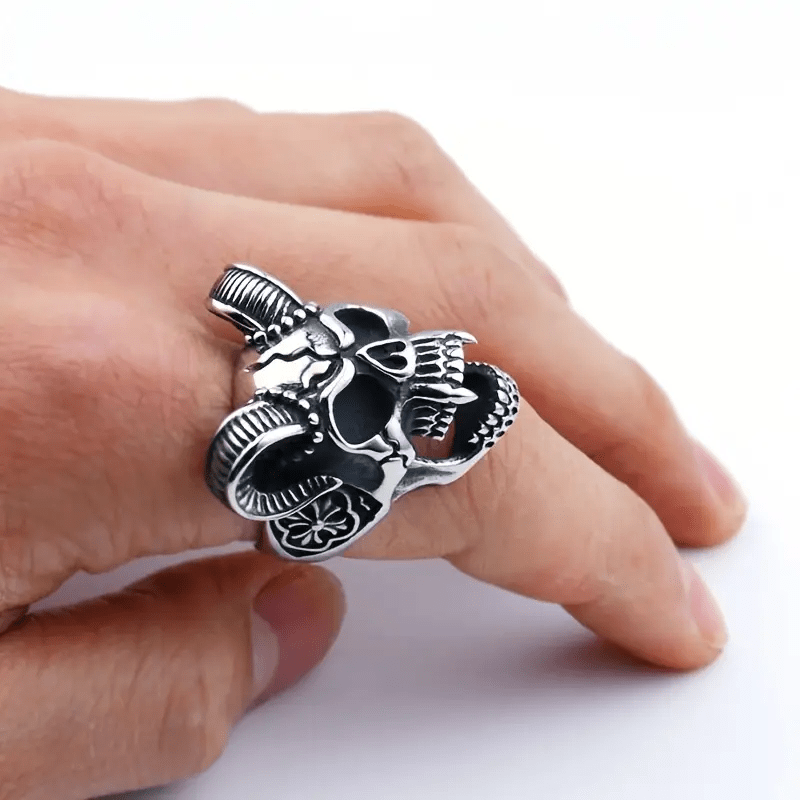 WorldNorse Occult Ziegenhorn Vampir Totenkopf Ring
