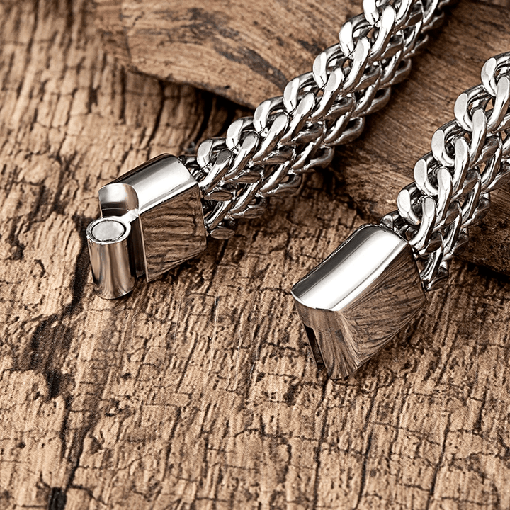 WorldNorse Klassisches zweireihiges Weizenkettenarmband