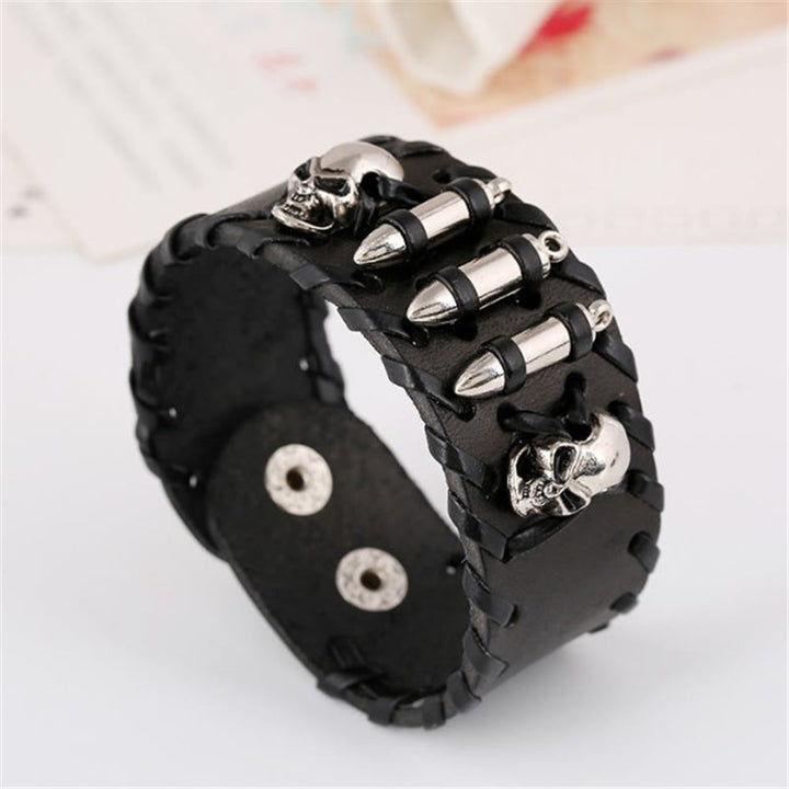 WorldNorse – Breites Biker-Armband aus Leder mit Totenkopf-Motiv