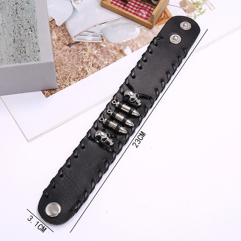 WorldNorse – Breites Biker-Armband aus Leder mit Totenkopf-Motiv