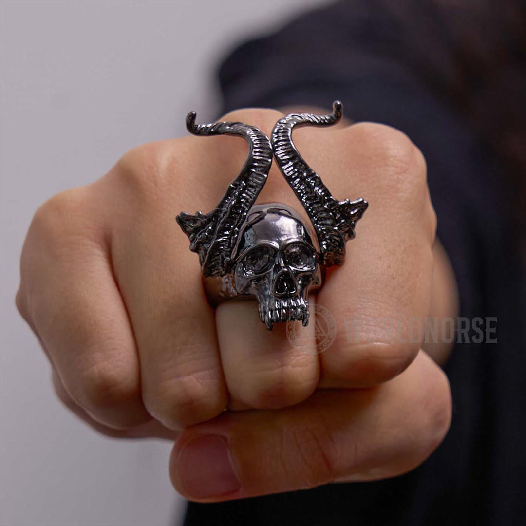 WorldNorse Devil Horns Schwarzer Totenkopfring