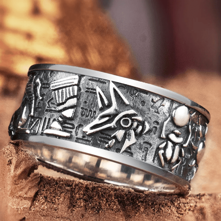 WorldNorse Die Götter des ägyptischen Reliefrings