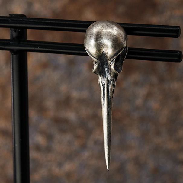 WorldNorse Ohrstecker mit Kolibri-Totenkopf