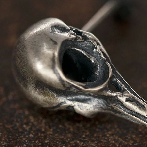 WorldNorse Ohrstecker mit Kolibri-Totenkopf