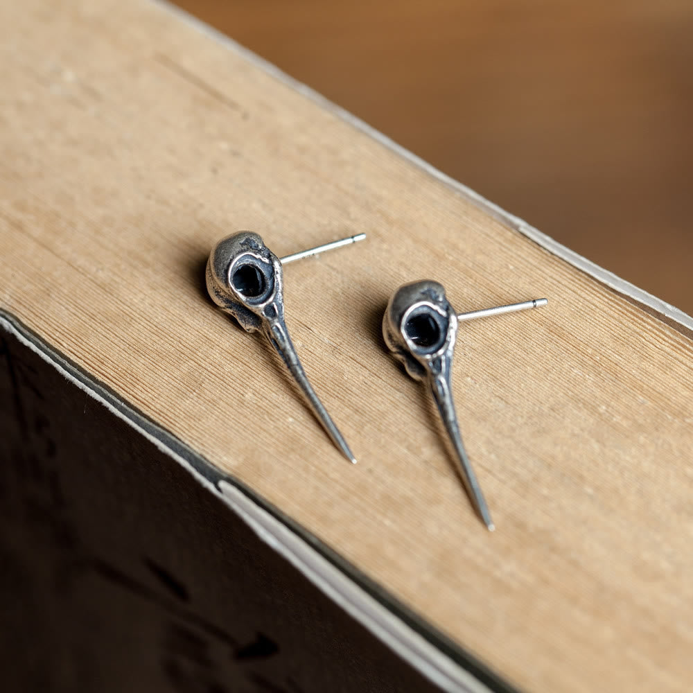 WorldNorse Ohrstecker mit Kolibri-Totenkopf