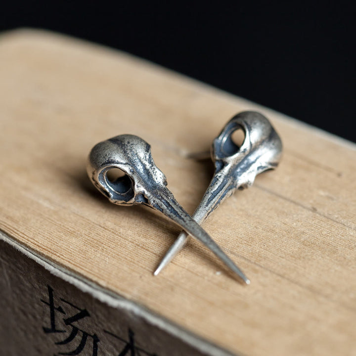 WorldNorse Ohrstecker mit Kolibri-Totenkopf
