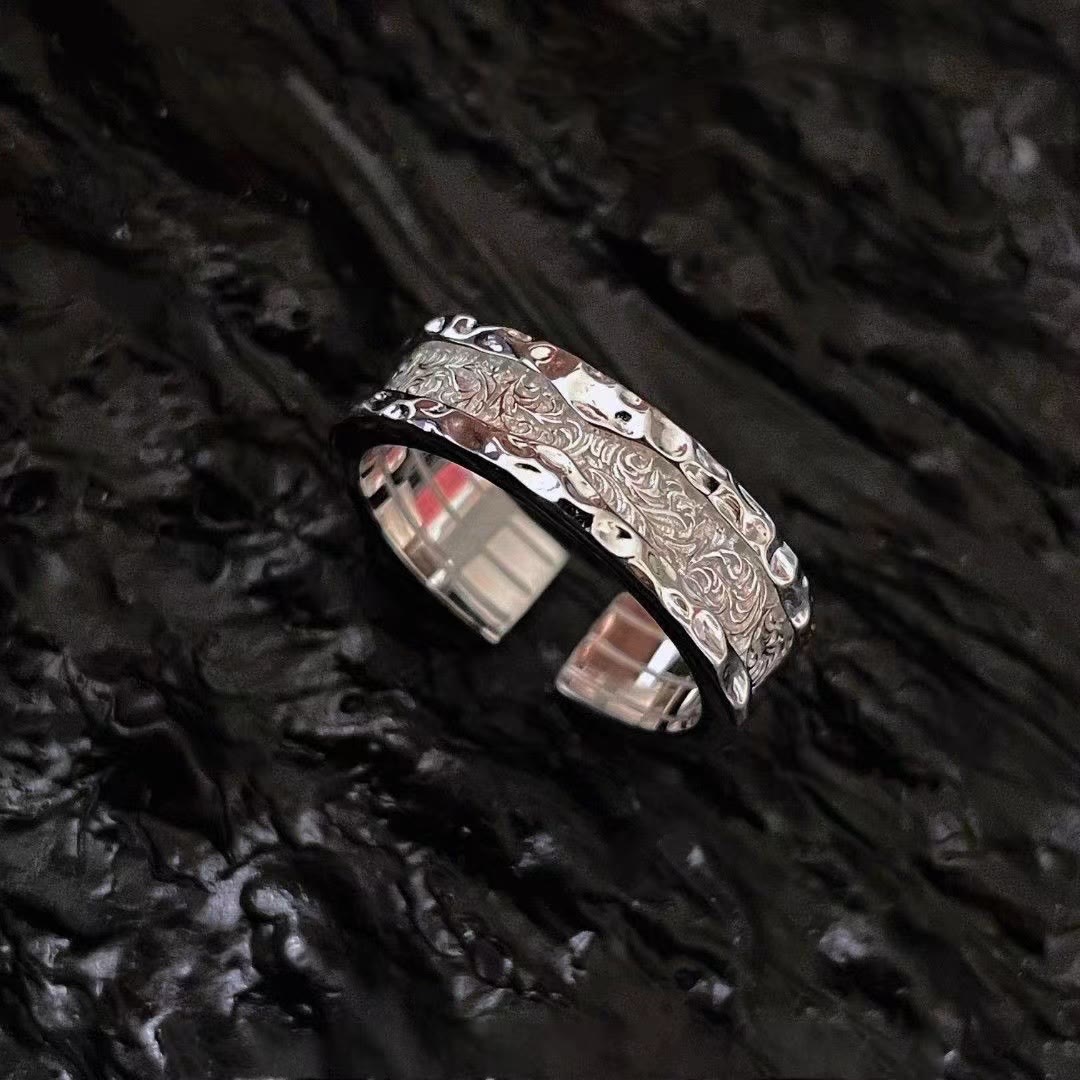 WorldNordischer Ring mit Arabeskenmuster