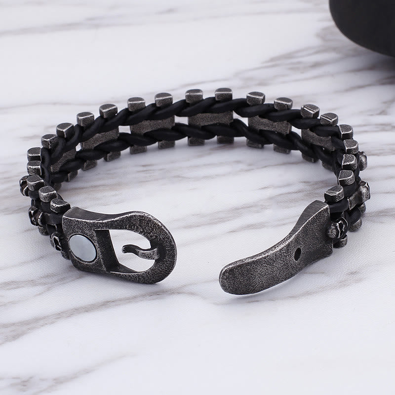 WorldNorse Totenkopf Schwarzes Lederseilarmband