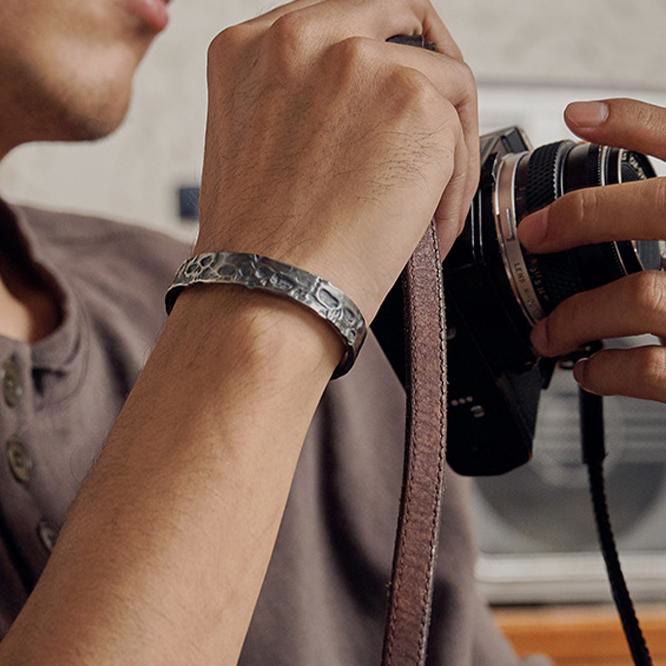 WorldNorse Skelett-Totem-Armband