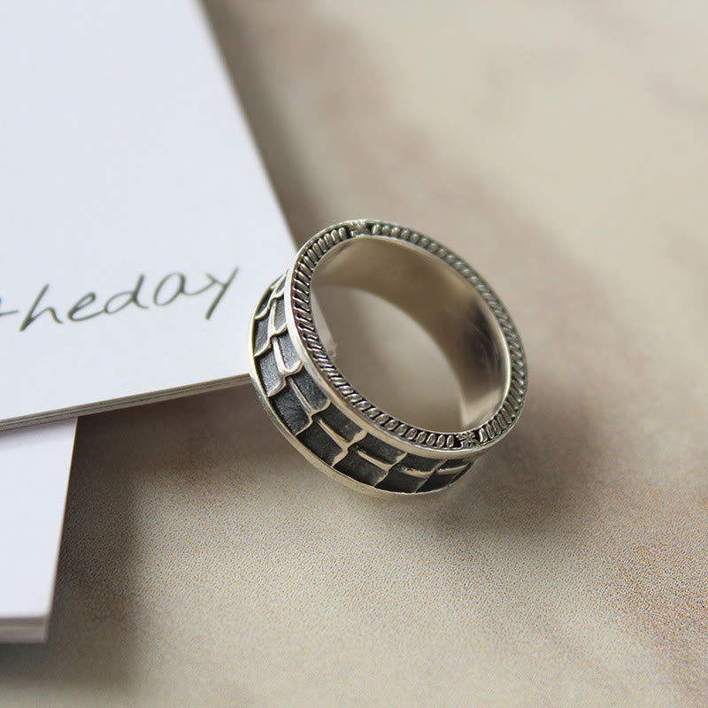 WorldNorse – Ring mit Retro-Schuppenstruktur