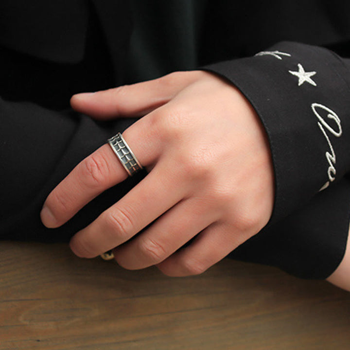 WorldNorse – Ring mit Retro-Schuppenstruktur