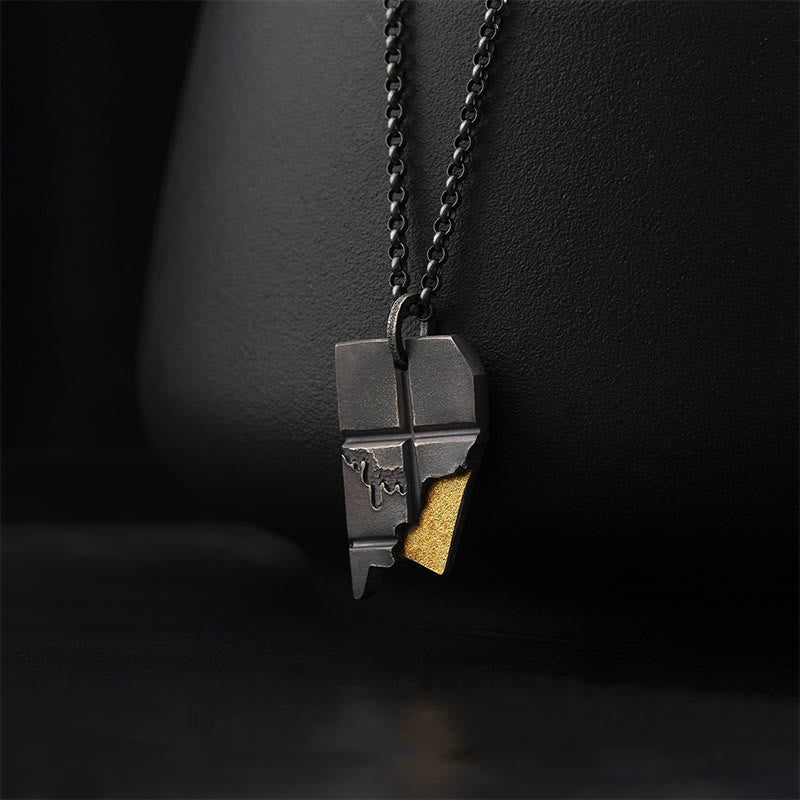WorldNorse – Halskette mit geometrischem Fragment in Schwarzgold