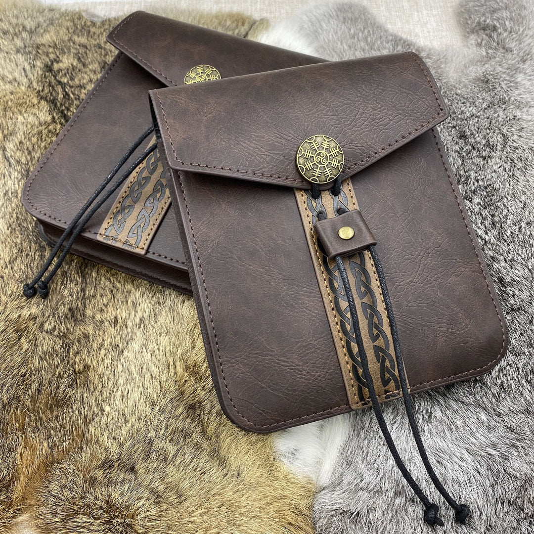 WorldNorse Gürteltasche mit Lederschnalle, quadratische Tasche