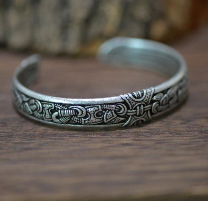WorldNorse Vintage Nordic Jelling Art Armreif