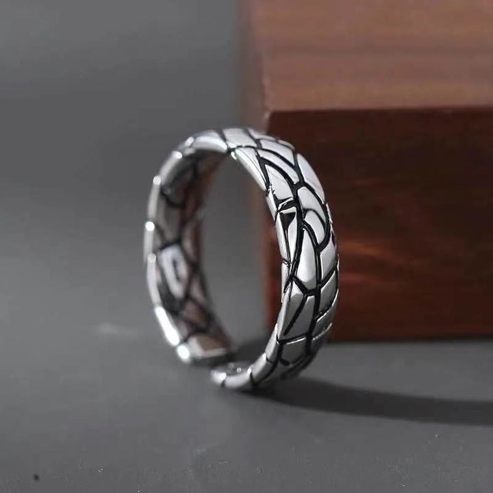 WorldNordischer Ring mit geometrischem Rissglieder-Design