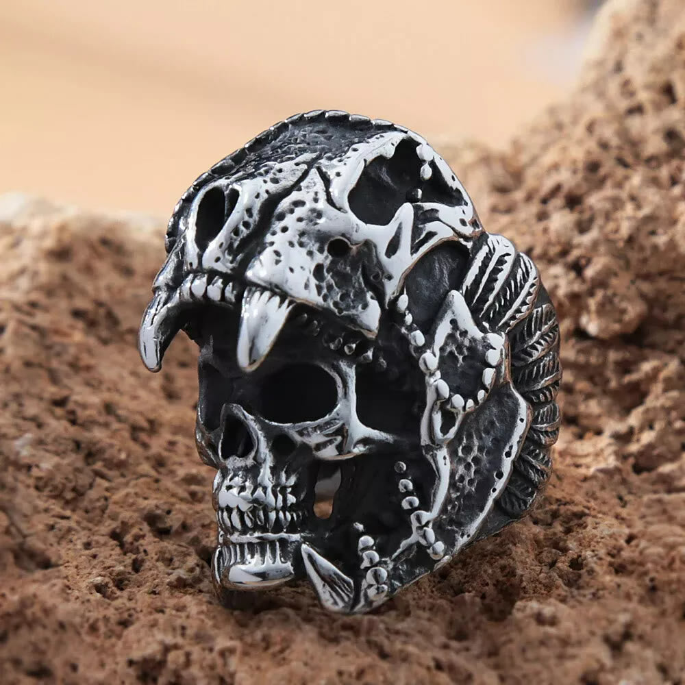 WorldNordischer Totenkopfhelm-Ring aus Edelstahl