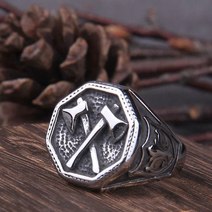 WorldNorse Gekreuzter Wikinger Axt -Ring aus Edelstahl