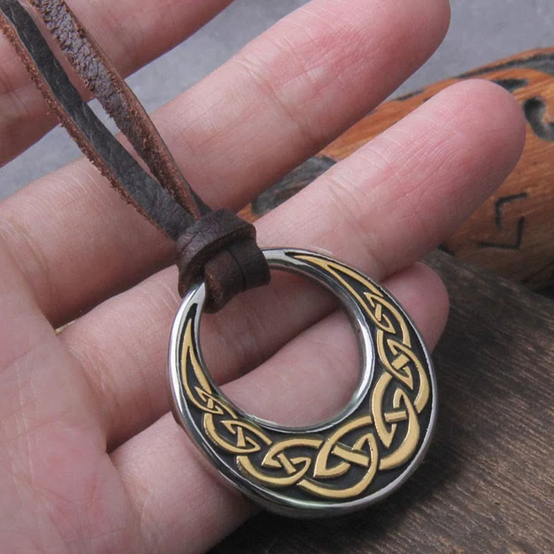 WorldNorse Keltischer Knoten Mondförmige Halskette