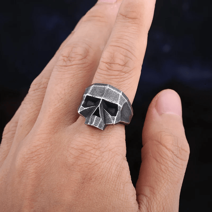 WorldNorse Harter Totenkopfring mit einzigartigem Design