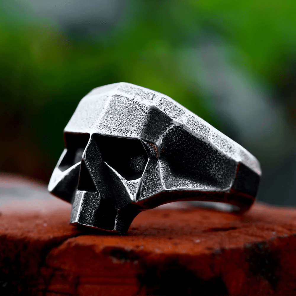 WorldNorse Harter Totenkopfring mit einzigartigem Design