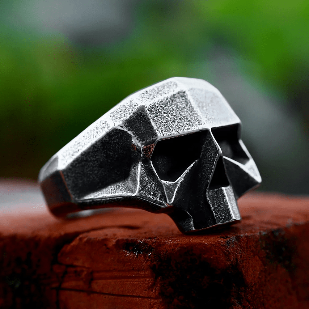 WorldNorse Harter Totenkopfring mit einzigartigem Design