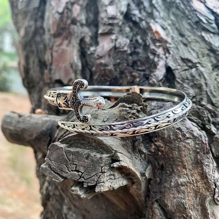 WorldNorse Retro Schwert Edelstahl Armband