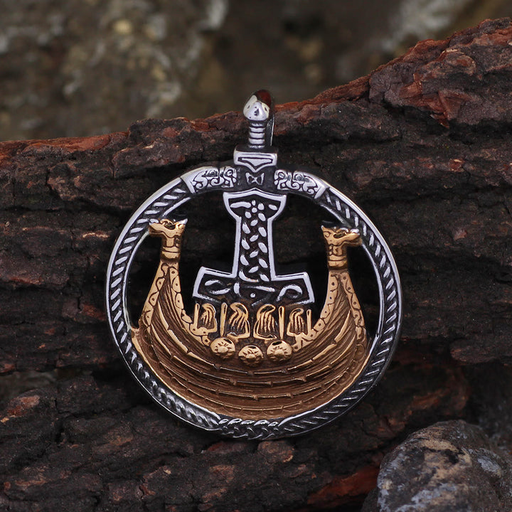 WorldNorse – Halskette mit Keltischer Knoten und Piratenschiff