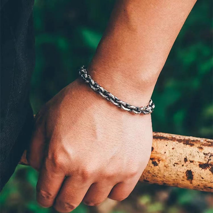 WorldNorse Handgefertigtes gehämmertes Armband