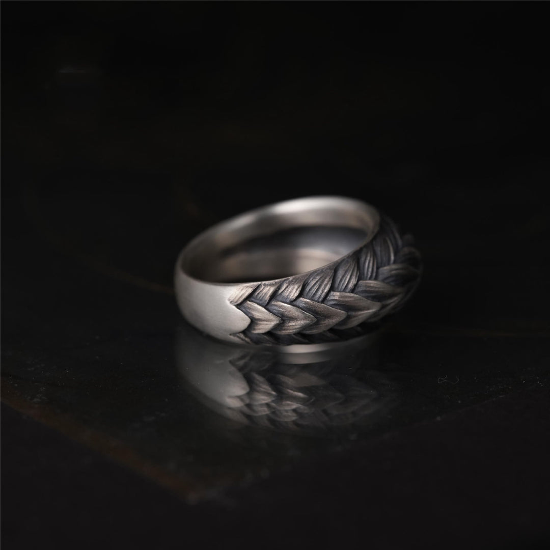 WorldNorse Artisan Guren Lotus Hammer Texturring