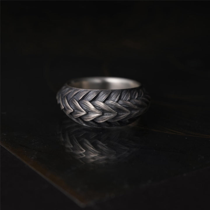 WorldNorse Artisan Guren Lotus Hammer Texturring