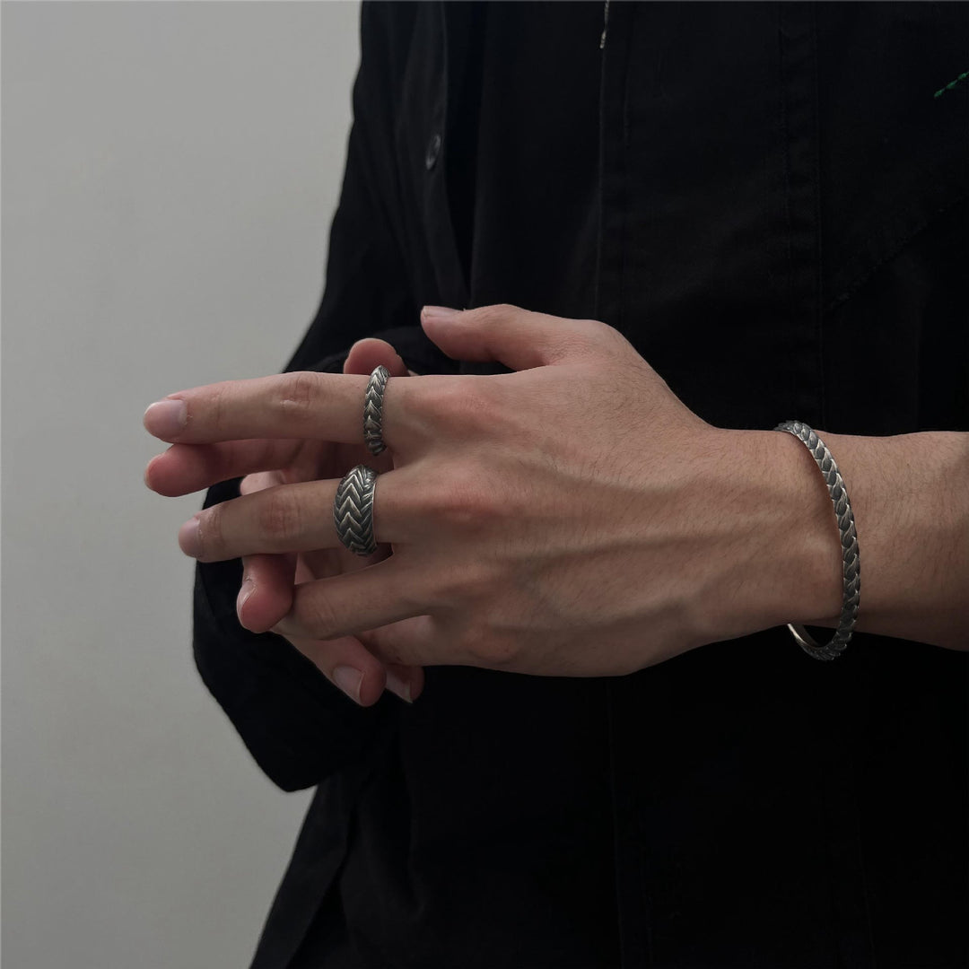 WorldNorse Artisan Guren Lotus Hammer Texturring