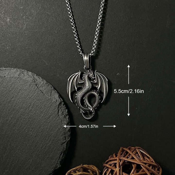 WorldNorse Halskette mit Nordischer Drache und fliegenden Flügeln