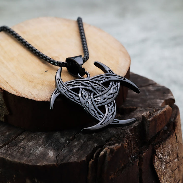 WorldNorse Halskette mit Keltischer Knoten und dreifachem Horn von Odin