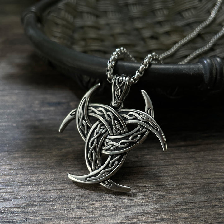 WorldNorse Halskette mit Keltischer Knoten und dreifachem Horn von Odin