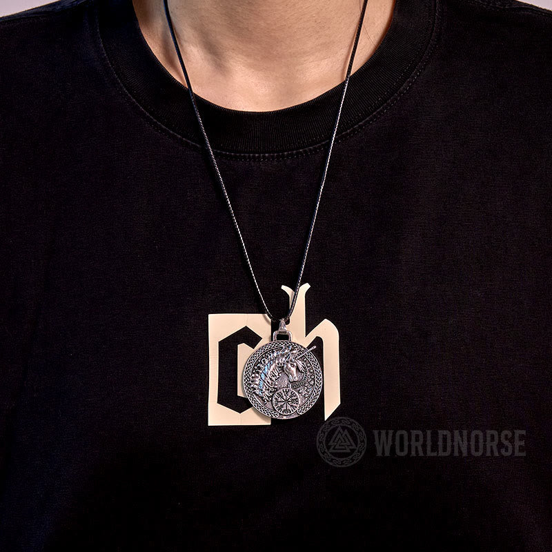 WorldNordische keltische Vegvisir Einhorn-Halskette