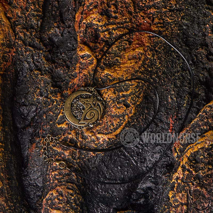 WorldNordische Wolf -Mond-Halskette