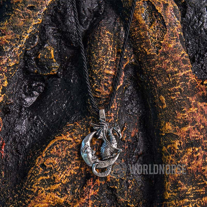 WorldNorse Mythische Wikinger-Halskette mit Drachenmond
