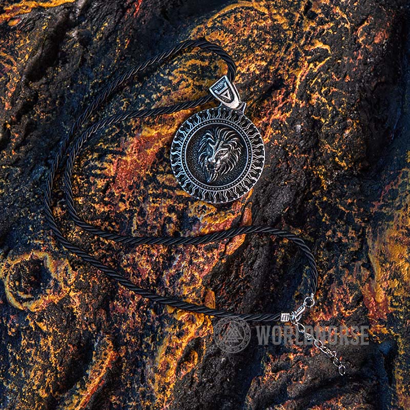 WorldNorse Solar Frost Löwenkopf Halskette