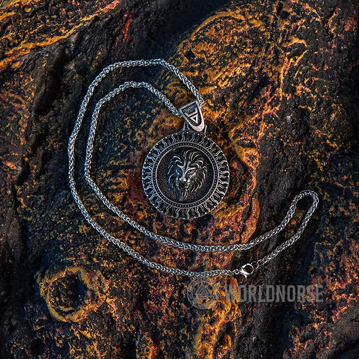 WorldNorse Solar Frost Löwenkopf Halskette