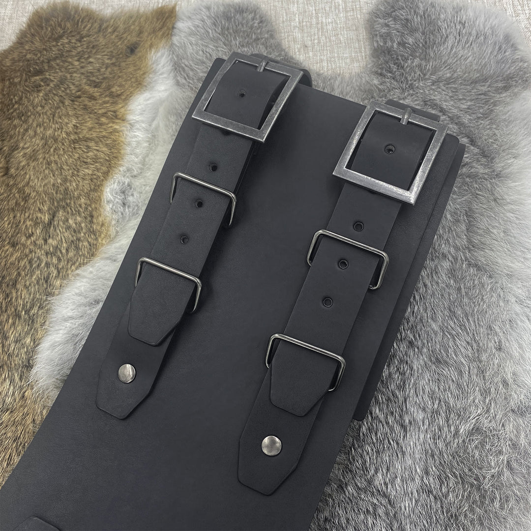 WorldNorse Wikinger-Hüftgürtel mit Pelzfutter und Nieten - image 8
