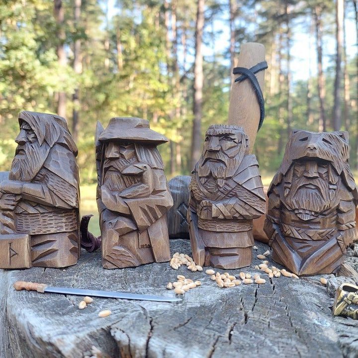 WeltNordische Alte Götter Nordische Statuen