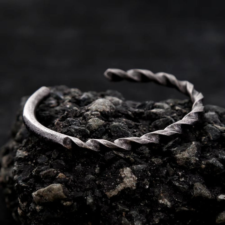 WorldNorse Einseitig gedrehtes Armband