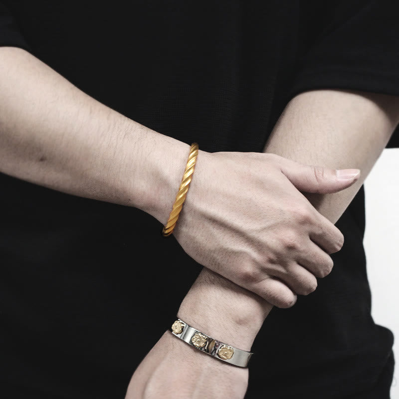 WorldNorse Nordisches Armband aus gedrehtem Horn