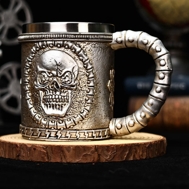 WorldNorse Gothic Totenkopf Krug