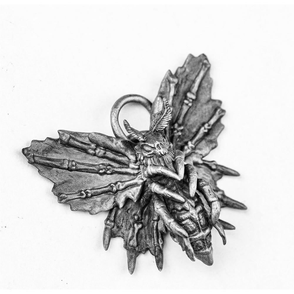 WorldNordische Halskette mit Anhänger „Dark Moth“