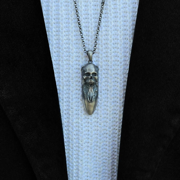 WorldNordische Halskette mit Totenkopf-Kugel-Anhänger